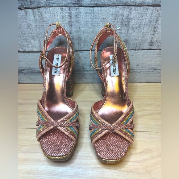 STEVE MADDEN LAUREL PLATFORM SANDAL NWOB - Picture 6 of 13